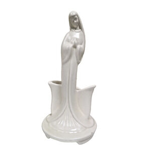 VTG Royal Haeger Switzerland Ave Maria Musical Planter & Figurine 11” Music Box